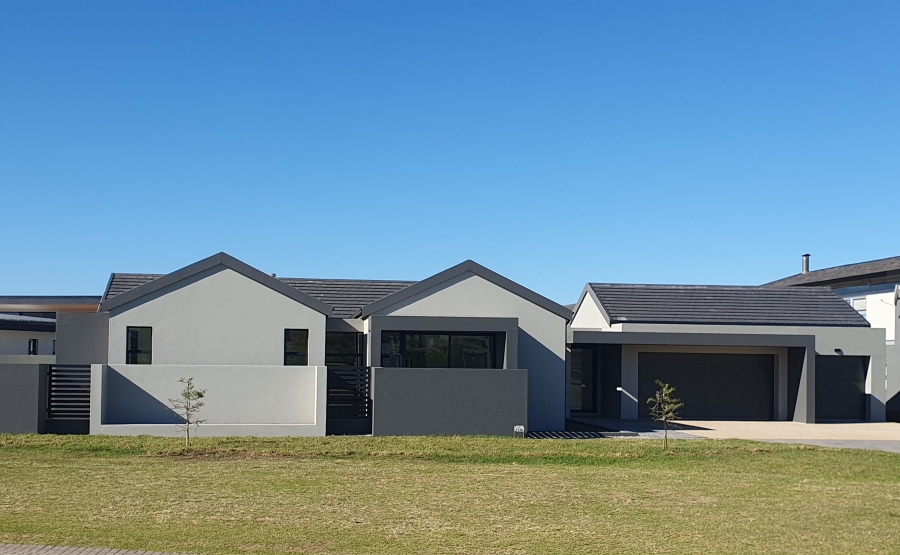 4 Bedroom Property for Sale in Oubaai Western Cape